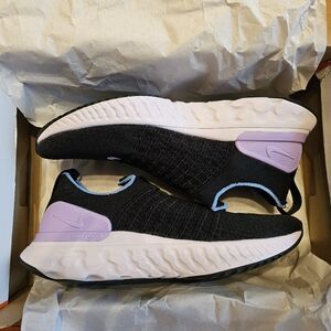 Women's Nike React Phantom Run FK 2